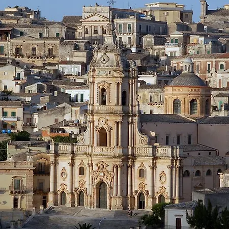 Casa Indipendente Con Ampia Veranda * Portopalo Di Capo Passero